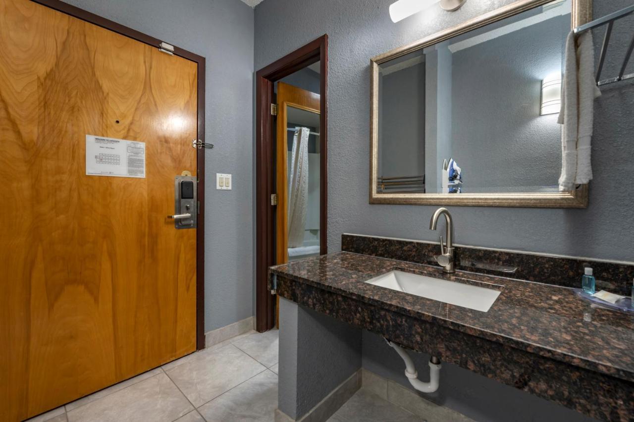 Suburban Studios Lafayette Esterno foto